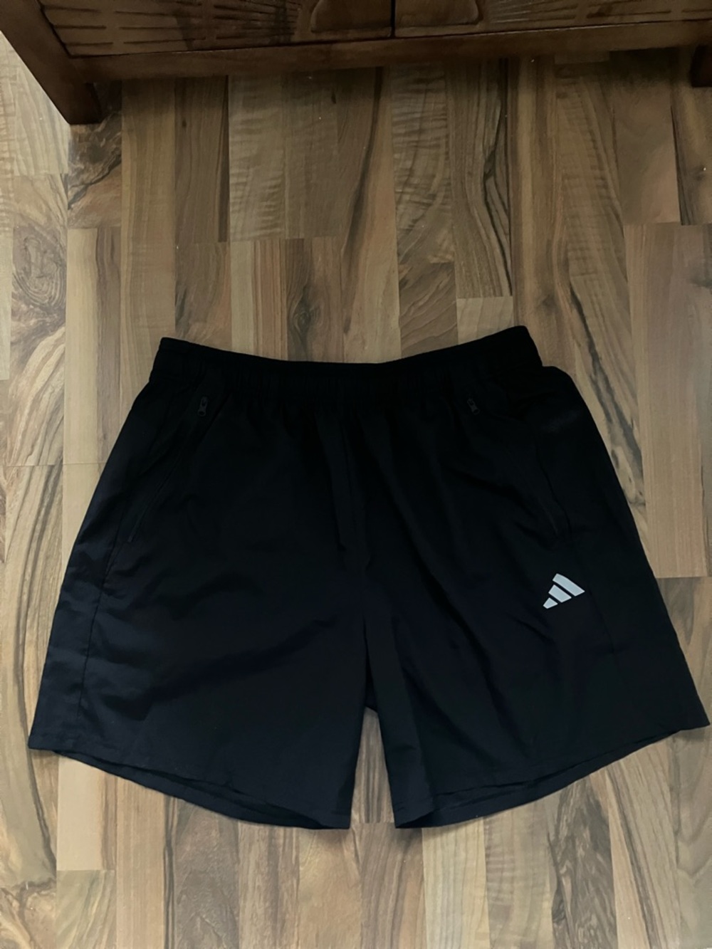 Adidas Elastic drawstring waist AEROREADY black 7” inseam black shorts men’s XL